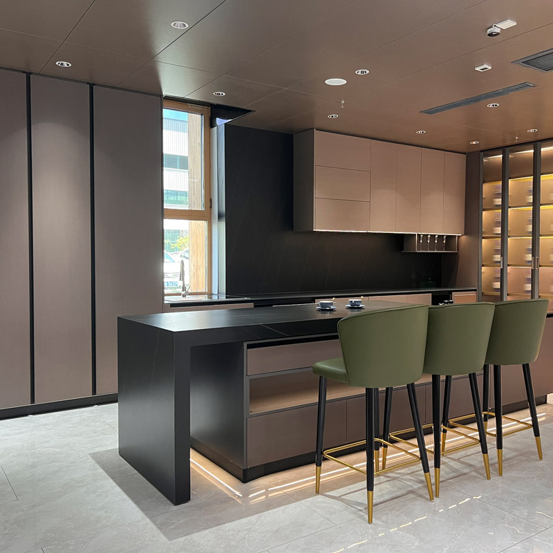 ຕູ້ເຮືອນຄົວອັດສະລິຍະ L-Shape Luxury Kitchen Cabinets with Glass Kitchen Cabinets